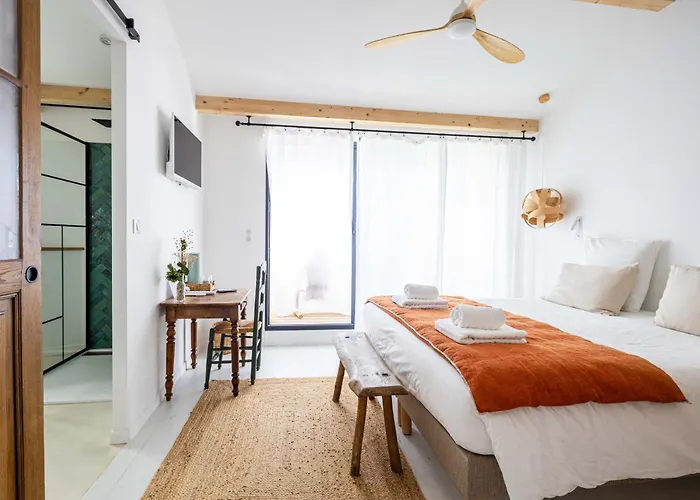 לינה וארוחת בוקר Surf D'hotes ביאריץ